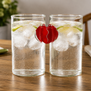 Magnetic Heart Embedded Glass Set – 290 ML